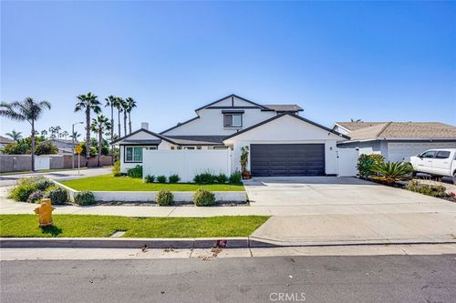 21221 Banff, Huntington Beach, CA, 92646 | Card Image