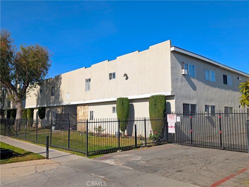 1227 W Brook St, Santa Ana, CA, 92703-4976 | Card Image