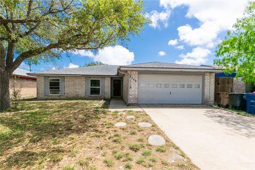 2240 Lombardy Dr, Corpus Christi, TX, 78418-4615 | Card Image