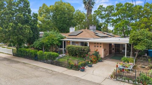 1812 Sicard St, Marysville, CA, 95901-3727 | Card Image