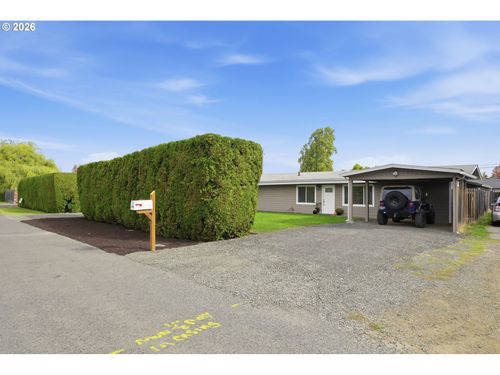 1405 Shortridge St Se, Albany, OR, 97322-6938 | Card Image