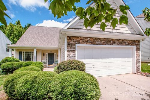 132 Riding Trl, Mooresville, NC, 28117-9165 | Card Image