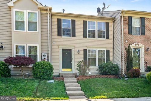 72 Hickory Ln, Elkton, MD, 21921-5107 | Card Image