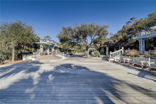 APT-19 - 36 Deallyon Ave, Condo with 2 bedrooms, 2 bathrooms and null parking in Hilton Head Island SC | Image 35