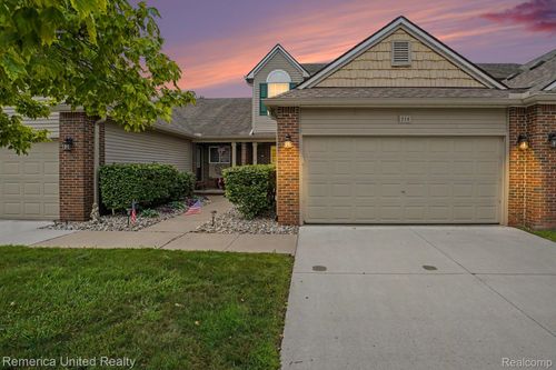 214 Newberry Ln, Howell, MI, 48843-9564 | Card Image