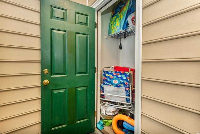 View of exterior entry | Image 20