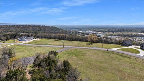 38 Hadley Lane, Russellville, AR, 72802 | Card Image