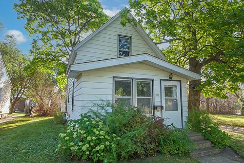 106 28th Ave N, Saint Cloud, MN, 56303-4246 | Card Image