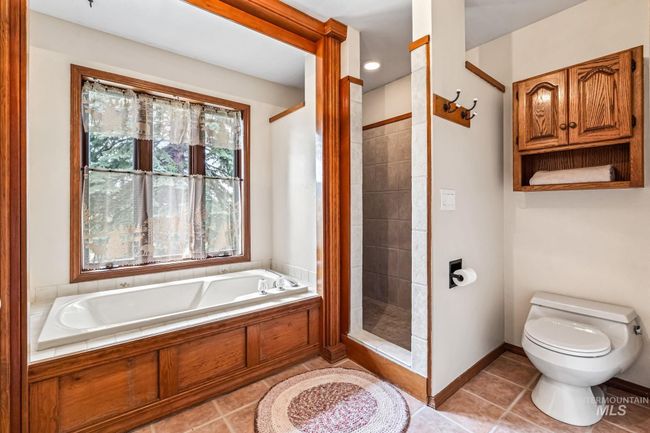 14060 Deerfield Rd, House other with 4 bedrooms, 4 bathrooms and 12 parking in Mccall ID | Image 14