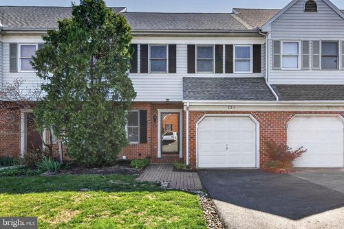 224 Providence Pl, MOUNTVILLE, PA, 17554-1018 | Card Image