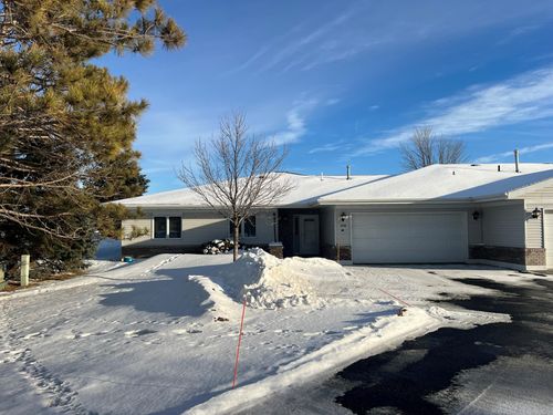 3116 Maple Leaf Ct Nw, Bemidji, MN, 56601-5121 | Card Image