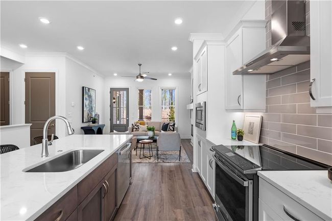UNIT-236 - 4913 Sudbrook Way, Condo with 3 bedrooms, 2 bathrooms and 2 parking in Peachtree Corners GA | Image 5