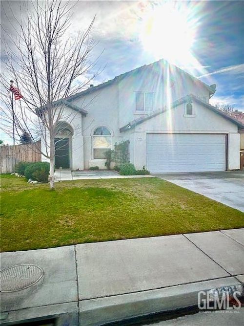 9601 Lanneau Ct, Bakersfield, CA, 93311-1879 | Card Image