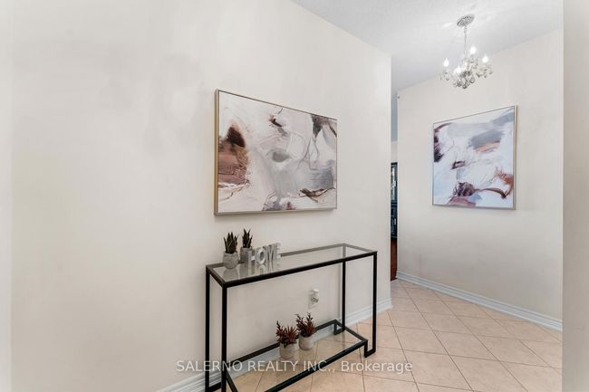 311 - 9245 Jane St, Condo with 2 bedrooms, 2 bathrooms and 1 parking in Vaughan ON | Image 10