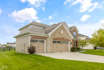 13095 Knights Way, House other with 4 bedrooms, 3 bathrooms and null parking in Fishers IN | Image 3