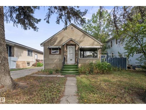 11819 45 St Nw, Edmonton, AB, T5W2T3 | Card Image