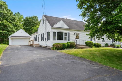 73 Wright Rd, Henrietta, NY, 14467-9502 | Card Image