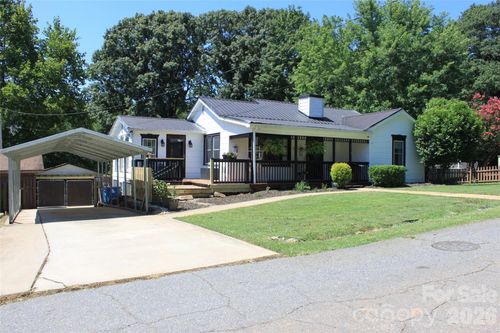 206 Bentwood Drive, Forest City, NC, 28043 | Card Image