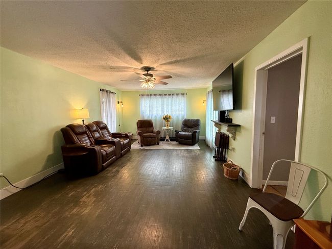 603 N Mesquite St, House other with 3 bedrooms, 3 bathrooms and null parking in Hico TX | Image 9