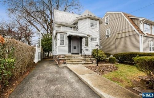 60 Berkeley Ave, Bloomfield, NJ, 07003-5702 | Card Image