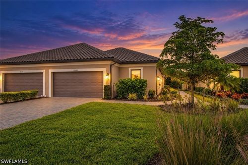 15545 Vittorio St, Naples, FL, 34114-3233 | Card Image