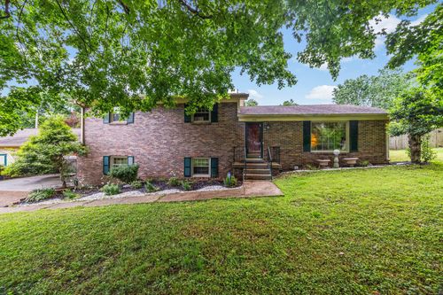 900 Camellia Dr, Columbia, TN, 38401-4639 | Card Image