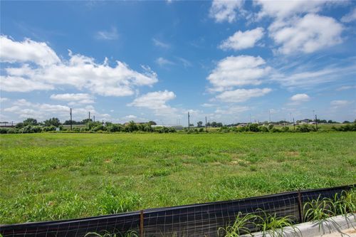 503 Trend View Drive, Weimar, TX, 78962 | Card Image