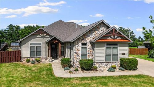 3760 Bitterroot St, Bentonville, AR, 72712-3182 | Card Image