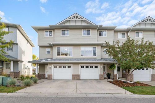 70 Crystal Shores Cove, Okotoks, AB, T1S2B4 | Card Image