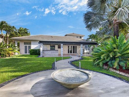 1371 Victoria Isle Dr, Weston, FL, 33327-1319 | Card Image