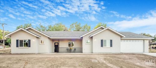 18671 Buckeye Pl, Tehachapi, CA, 93561-5414 | Card Image