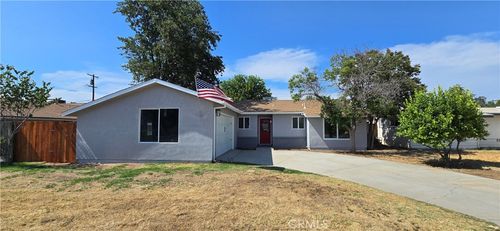 519 San Jose Ave, Clovis, CA, 93612-2682 | Card Image
