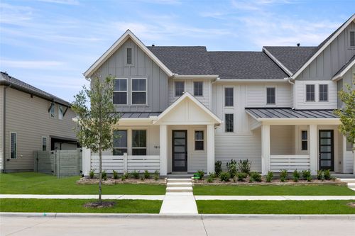 1513 Roundup Way, Argyle, TX, 76226-3706 | Card Image