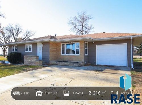 609 S Main St Street, Lennox, SD, 57039 | Card Image