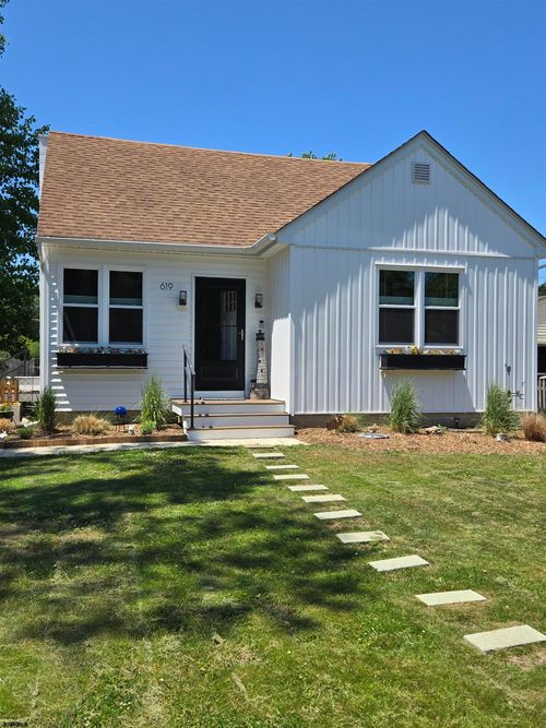 619 4th Street, Absecon, NJ, 08201-9999 | Card Image