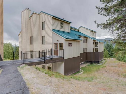 28600 N Mt Spokane Park Dr, Mead, WA, 99021-8747 | Card Image