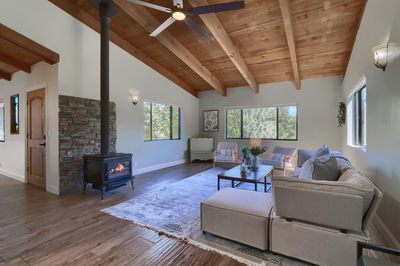 Residential in Oakhurst 4
