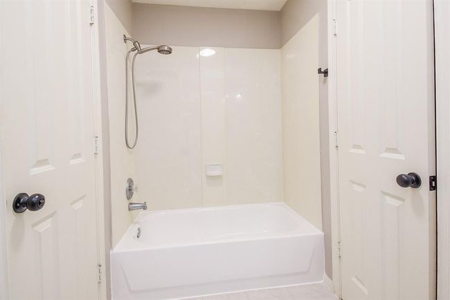 7111 Morrow Ct, House other with 5 bedrooms, 4 bathrooms and 3 parking in Sugar Land TX | Image 42