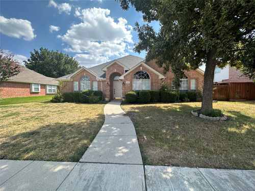 11913 Wildwood Ln, Frisco, TX, 75035-8201 | Card Image