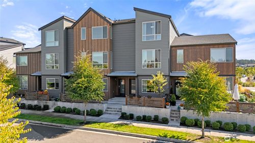 32730 Hemlock Ave Se, Black Diamond, WA, 98010-5057 | Card Image