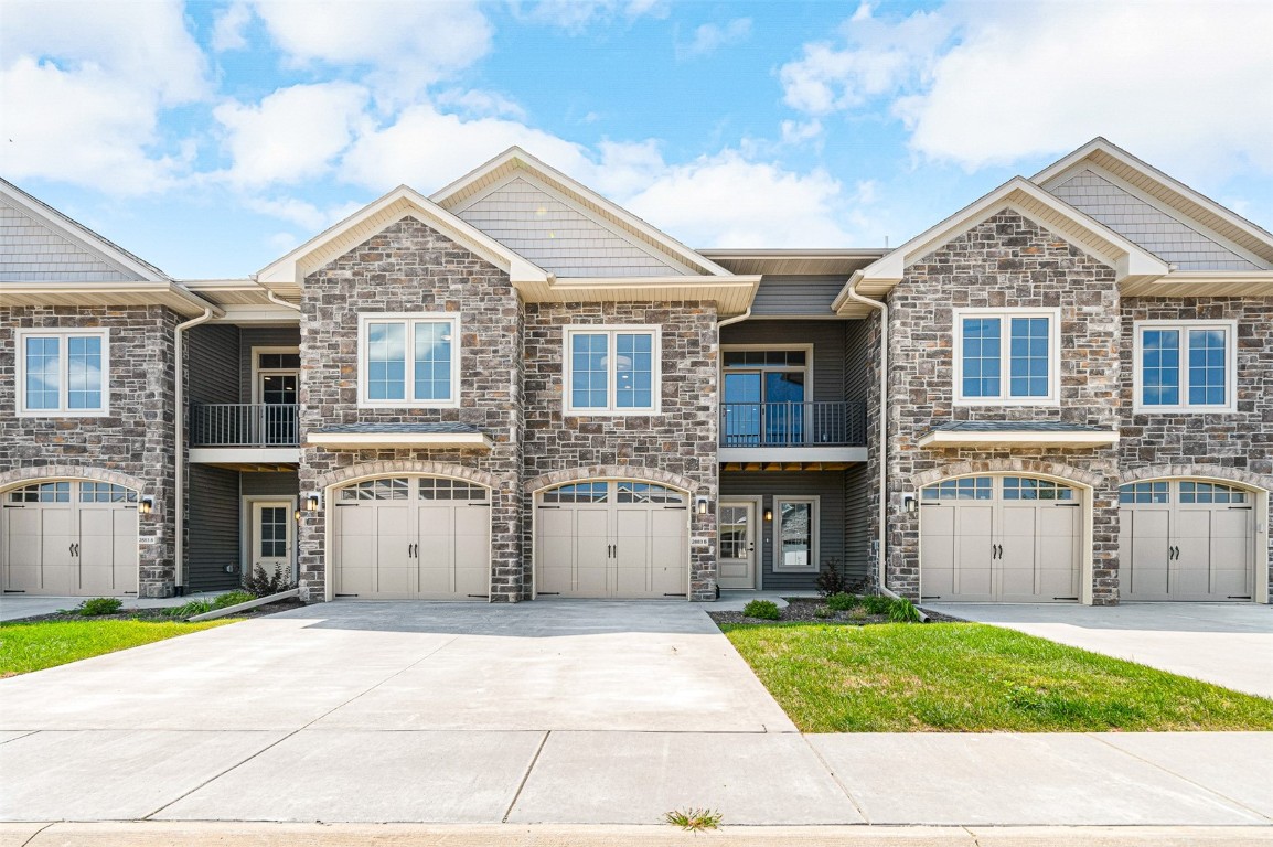Blue Sage Dr, Coralville, IA 52241
