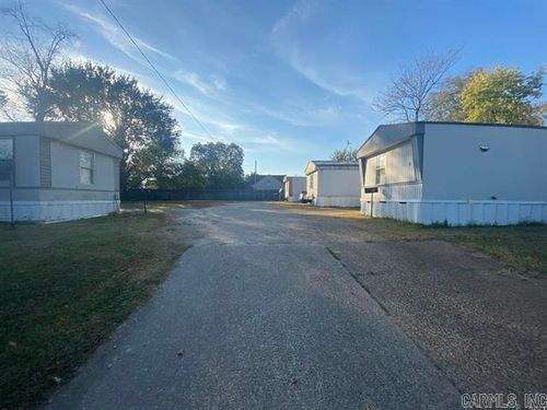 --233 N Allis St, Jonesboro, AR, 72401-2104 | Card Image