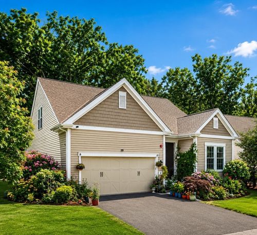 52-52 Primrose Cir, Hopkinton, MA, 01748-1330 | Card Image