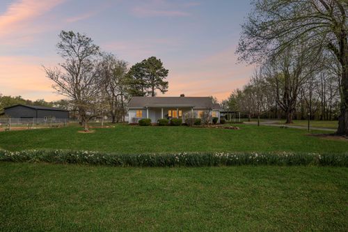 3026 Dilton Mankin Rd, Murfreesboro, TN, 37127-6641 | Card Image
