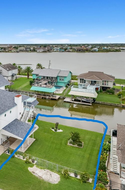 6 North Flamingo, La Marque, TX, 77568 | Card Image