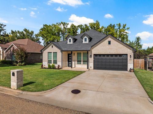 237 Kathryns Ct, Mount Pleasant, TX, 75455-6764 | Card Image