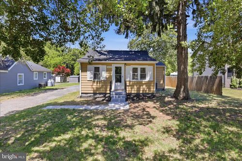 5242 Sands Rd, LOTHIAN, MD, 20711-9615 | Card Image
