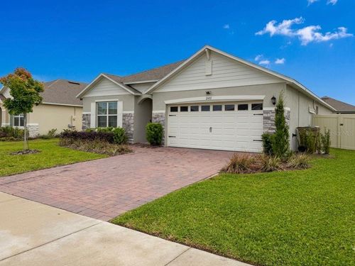 33412 Country House Dr, SORRENTO, FL, 32776-9344 | Card Image