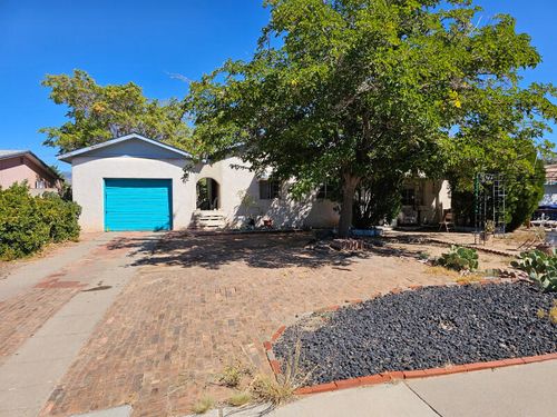 2104 Madeira Drive Ne, Albuquerque, NM, 87110 | Card Image