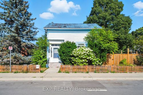 258 Mathew St, Cobourg, ON, K9A3E5 | Card Image